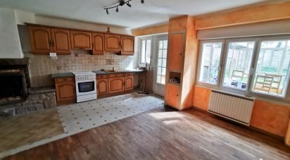 House 6 rooms of 128 m² in Saint-Malo-des-Trois-Fontaines (56490)