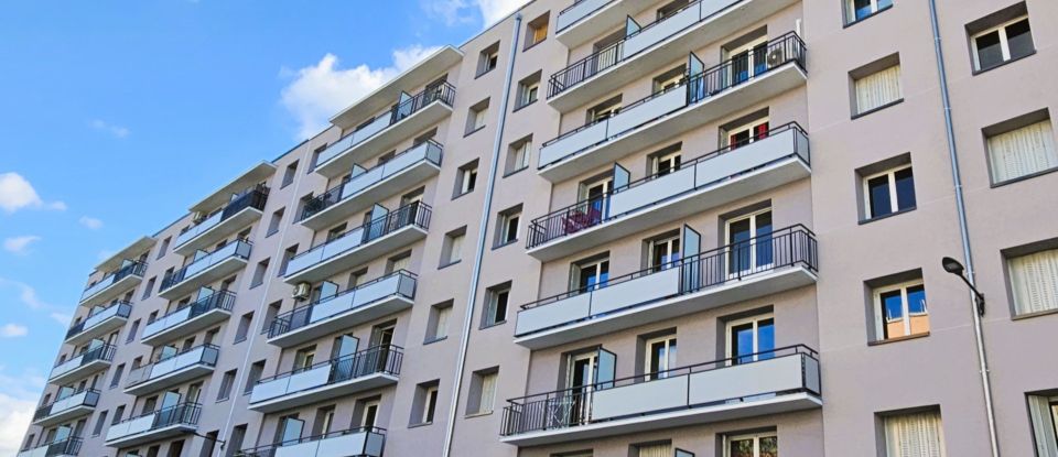 Appartement 3 pièces de 53 m² à Grenoble (38100)