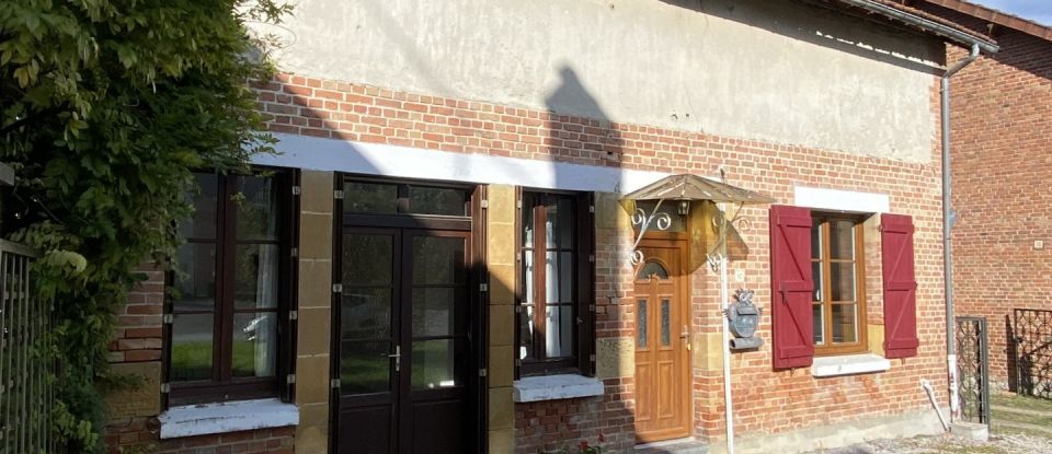 Village house 5 rooms of 156 m² in Savigny-sur-Aisne (08400)