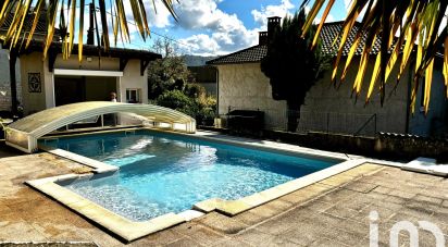 House 6 rooms of 155 m² in Saint-Céré (46400)