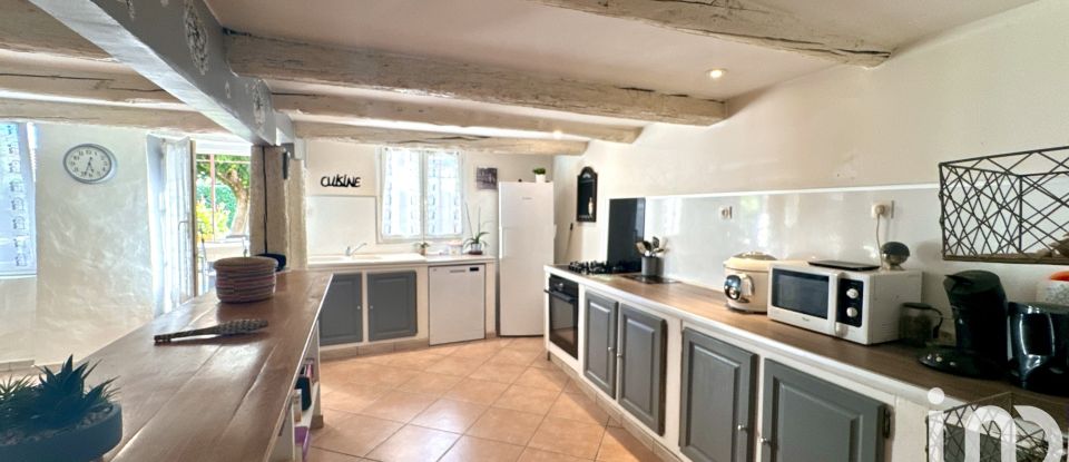 Farm 7 rooms of 165 m² in Donzère (26290)