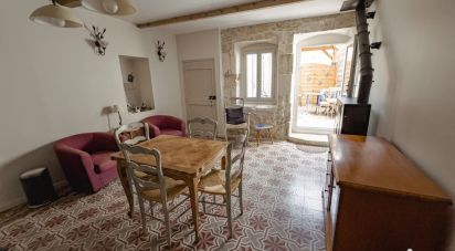 House 6 rooms of 119 m² in Saint-Rémy-de-Provence (13210)