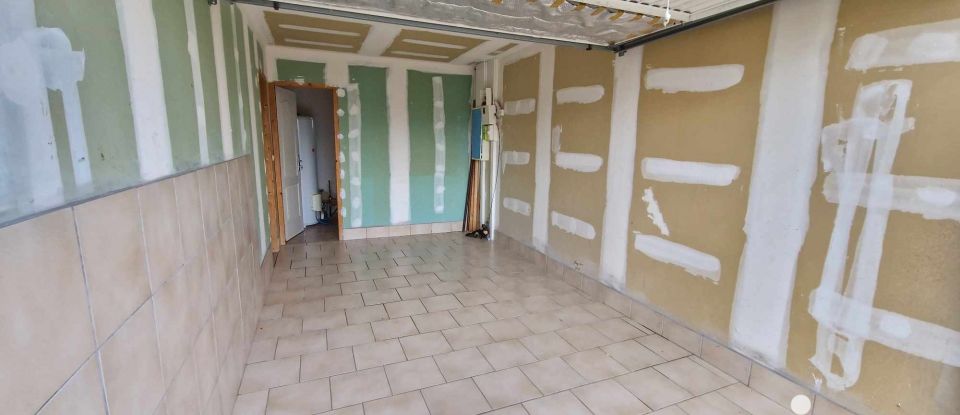 Traditional house 5 rooms of 100 m² in Saint-Benoît-sur-Loire (45730)