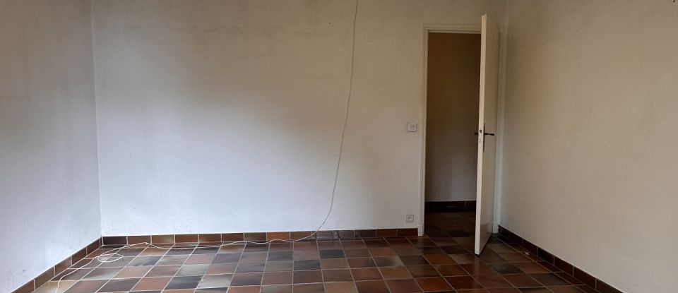 Appartement 5 pièces de 117 m² à La Roquette-sur-Siagne (06550)