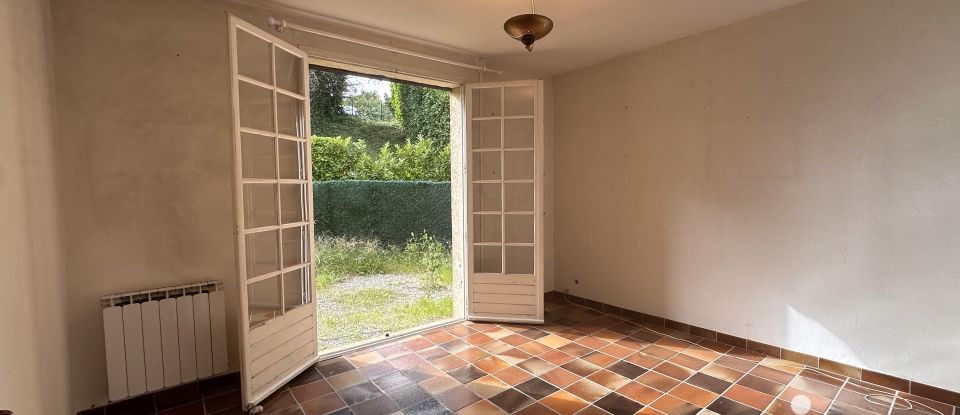 Appartement 5 pièces de 117 m² à La Roquette-sur-Siagne (06550)