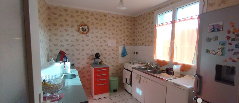 House 3 rooms of 71 m² in Usseau (86230)