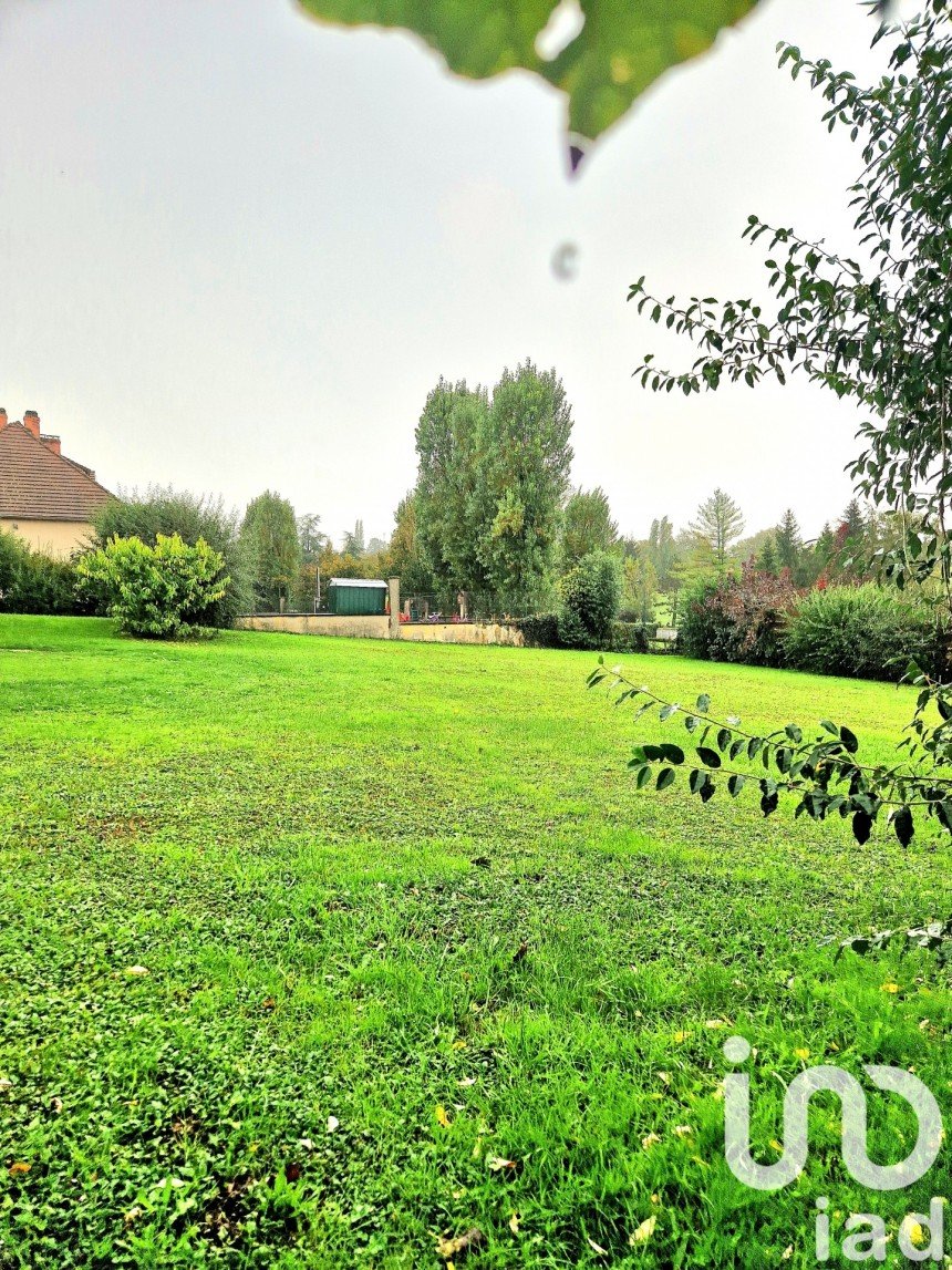 Land of 779 m² in Saints-en-Puisaye (89520)