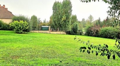 Land of 779 m² in Saints-en-Puisaye (89520)