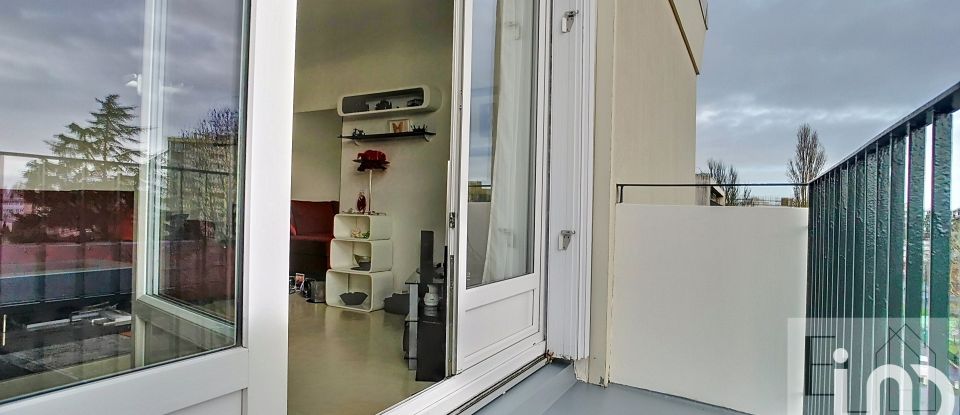 Appartement 4 pièces de 80 m² à Pontoise (95300)