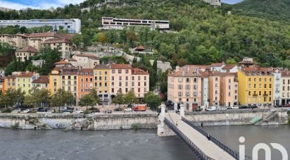 Appartement 1 pièce de 65 m² à Grenoble (38000)