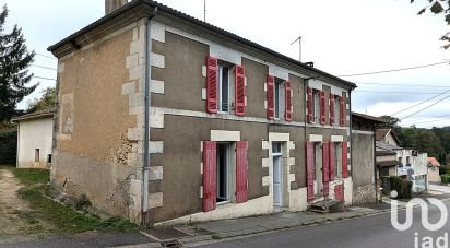 Maison de ville 5 pièces de 103 m² à Montguyon (17270)