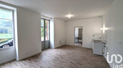 Town house 5 rooms of 103 m² in Montguyon (17270)