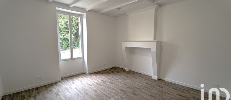 Maison de ville 5 pièces de 103 m² à Montguyon (17270)