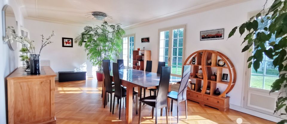 Maison traditionnelle 7 pièces de 170 m² à Lannion (22300)