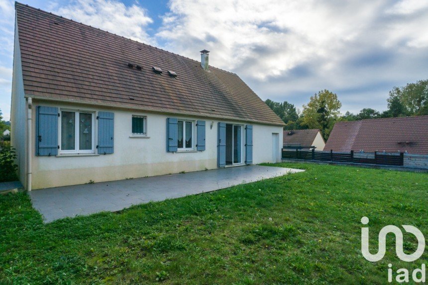 House 4 rooms of 89 m² in Fresnoy-la-Rivière (60127)