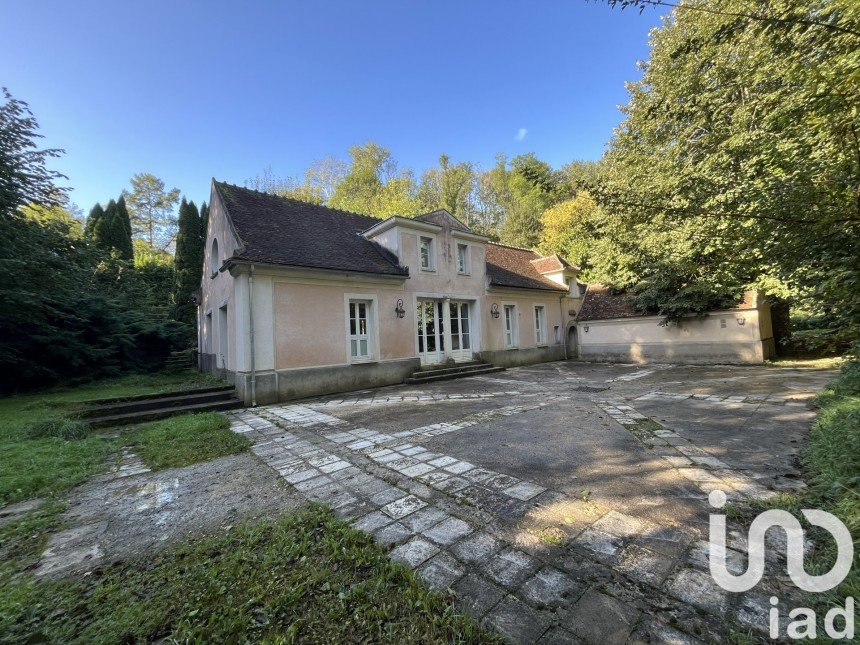 Maison traditionnelle 4 pièces de 220 m² à - (77120)