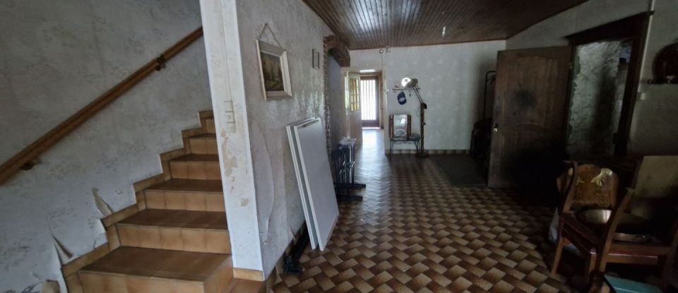 House 6 rooms of 146 m² in La Neuveville-sous-Montfort (88800)