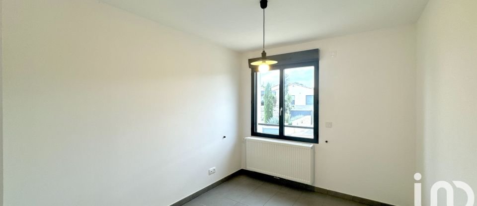 House 6 rooms of 106 m² in Bidon (07700)