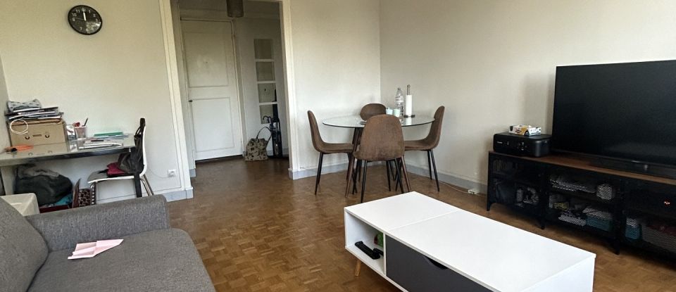 Apartment 2 rooms of 49 m² in Joinville-le-Pont (94340)