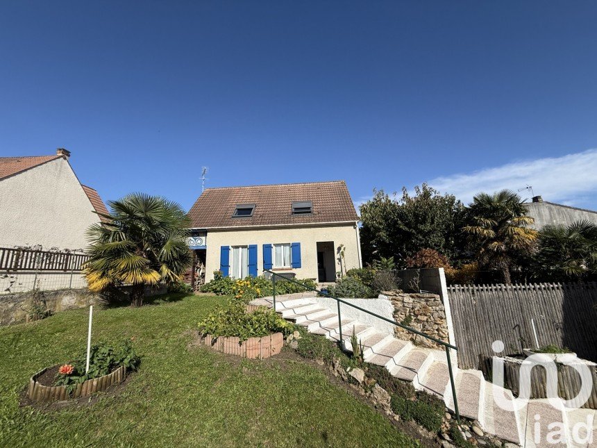 House 5 rooms of 89 m² in Vert-le-Petit (91710)