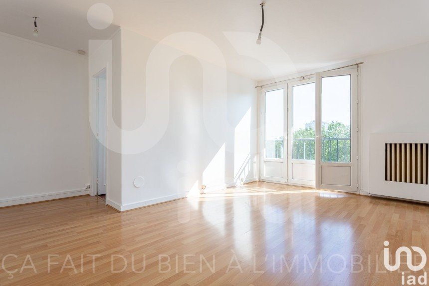 Apartment 3 rooms of 58 m² in Montreuil (93100)