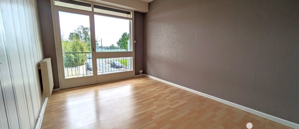 Appartement 4 pièces de 81 m² à Bordeaux (33200)