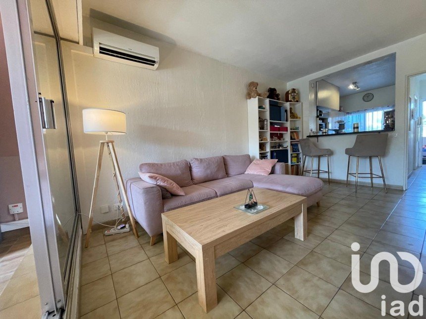 Appartement 2 pièces de 43 m² à Villeneuve-Loubet (06270)