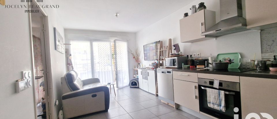 Studio 2 rooms of 35 m² in Toulon (83100)