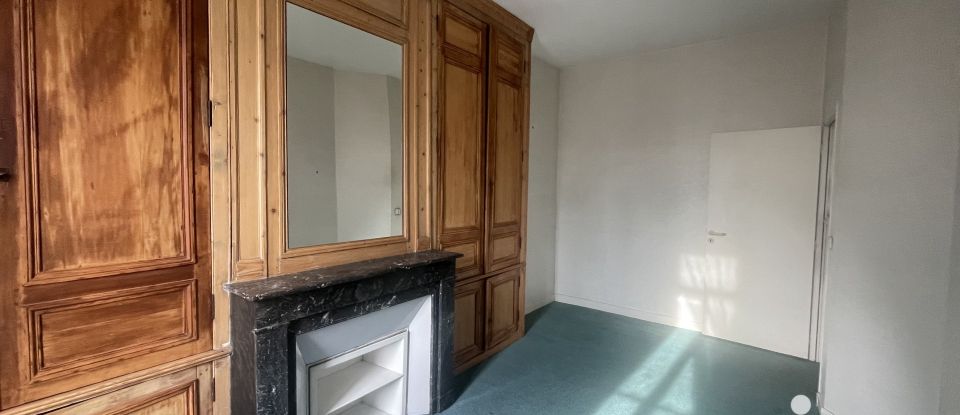 Building in Saint-Quentin (02100) of 534 m²