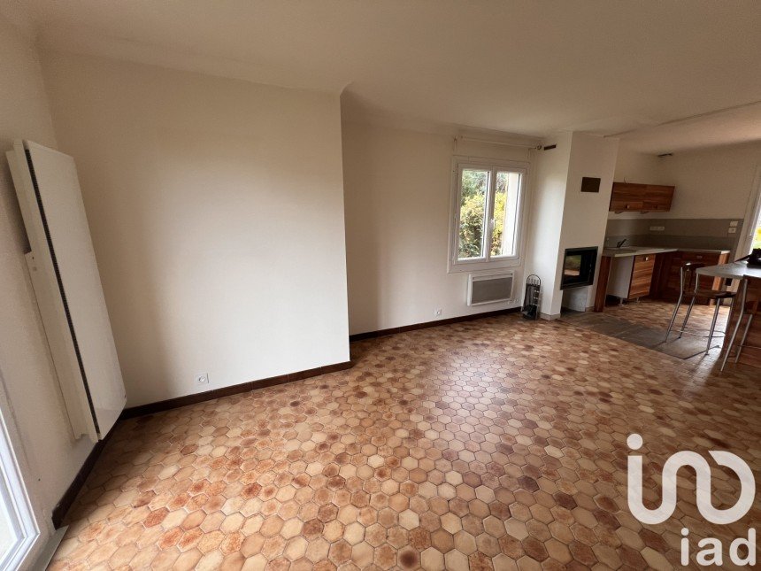 Maison 5 pièces de 101 m² à Carantec (29660)