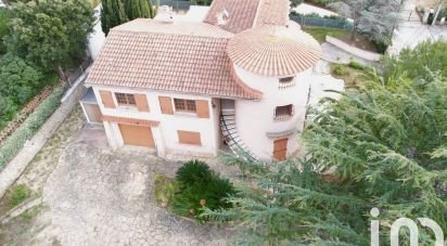 Traditional house 9 rooms of 192 m² in Six-Fours-les-Plages (83140)