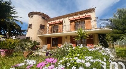 Traditional house 9 rooms of 192 m² in Six-Fours-les-Plages (83140)