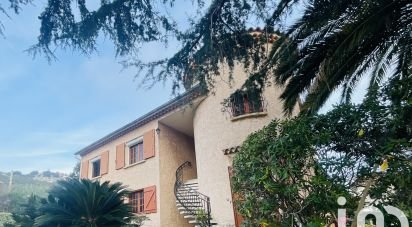 Traditional house 9 rooms of 192 m² in Six-Fours-les-Plages (83140)