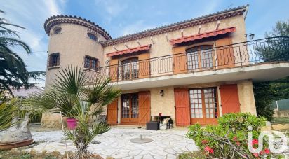 Traditional house 9 rooms of 192 m² in Six-Fours-les-Plages (83140)