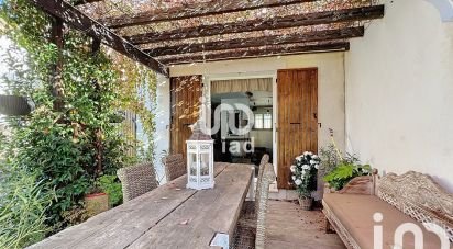 House 4 rooms of 88 m² in L'Isle-sur-la-Sorgue (84800)