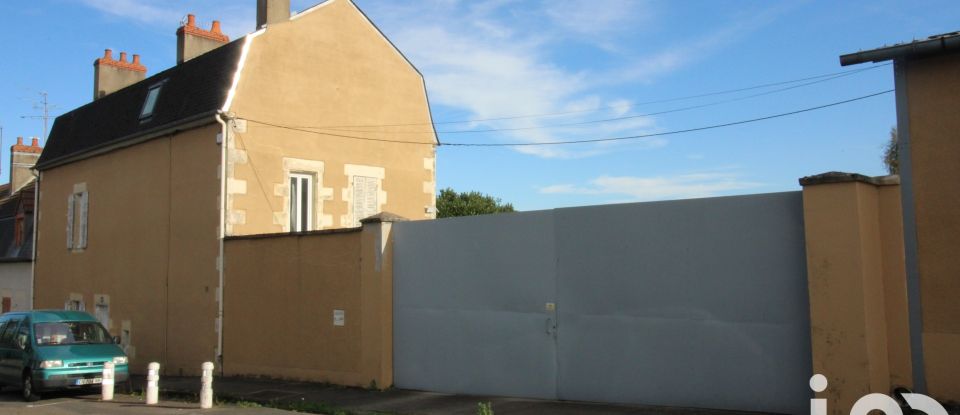 House 6 rooms of 193 m² in Nevers (58000)