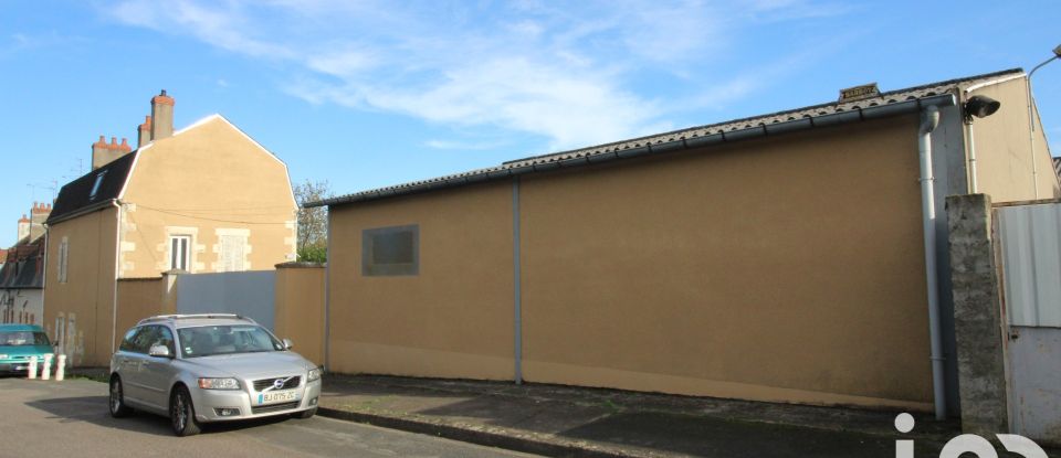 Maison 6 pièces de 193 m² à Nevers (58000)