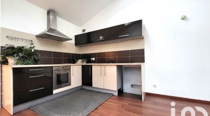 Appartement 3 pièces de 90 m² à Saint-Étienne (42000)