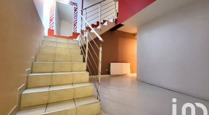 Apartment 3 rooms of 90 m² in Saint-Étienne (42000)