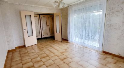 House 6 rooms of 115 m² in Mettray (37390)