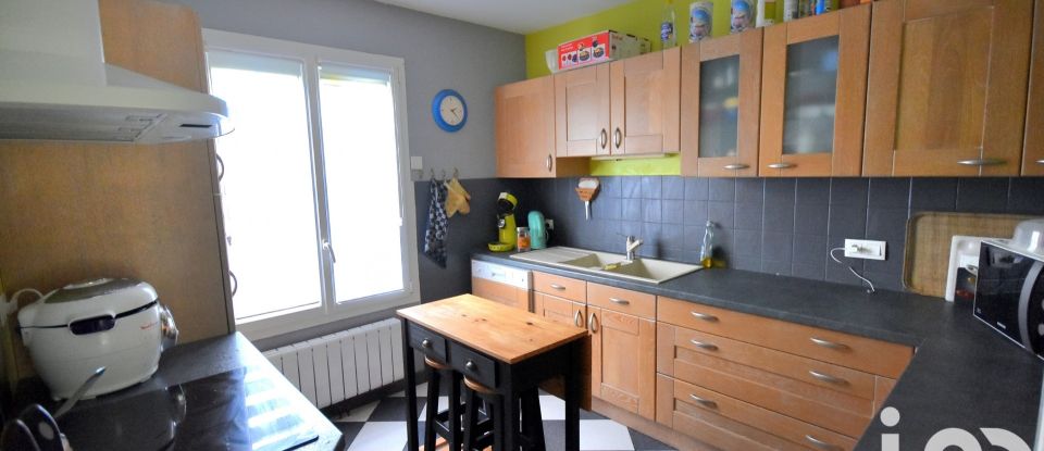 House 6 rooms of 120 m² in Annouville-Vilmesnil (76110)