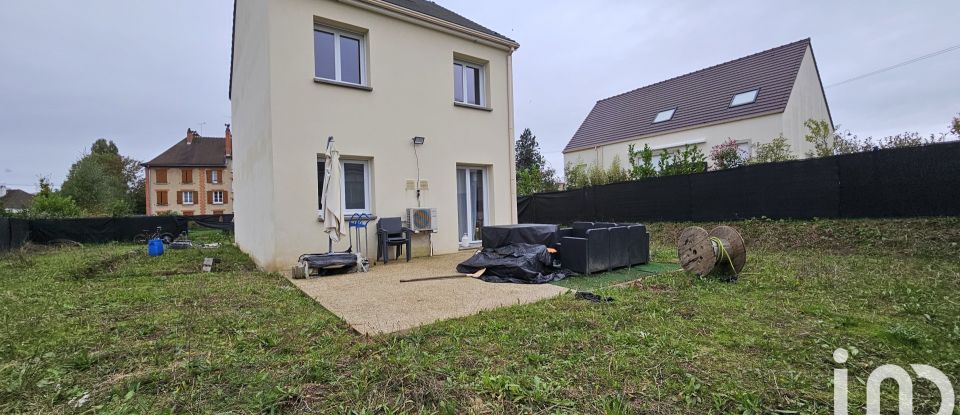 House 4 rooms of 80 m² in Sérifontaine (60590)