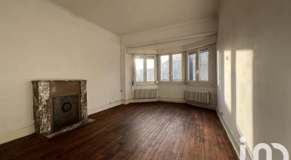 Appartement 3 pièces de 55 m² à Charleville-Mézières (08000)