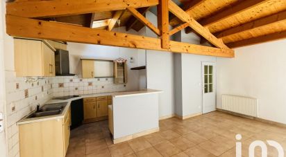 House 3 rooms of 77 m² in Périgny (17180)