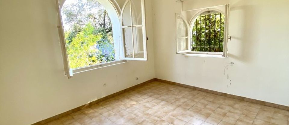 House 8 rooms of 180 m² in Nice (06200)