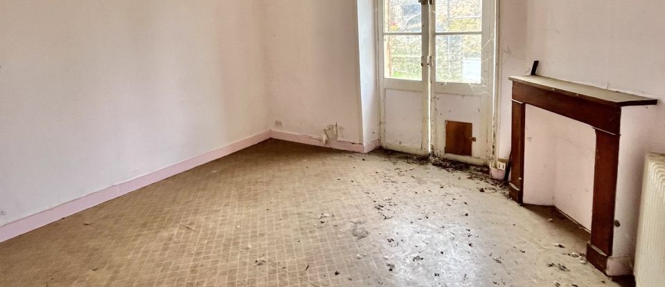 Maison 7 pièces de 150 m² à Saint-Laurent-la-Vallée (24170)