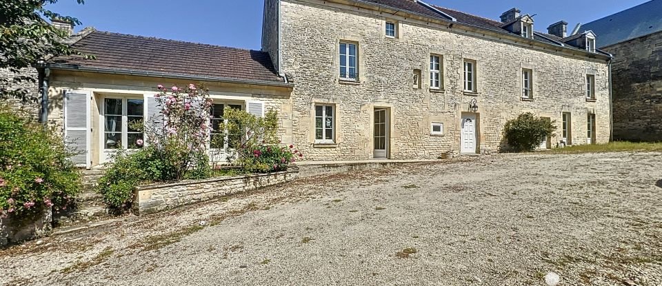 Maison 7 pièces de 179 m² à - (14480)