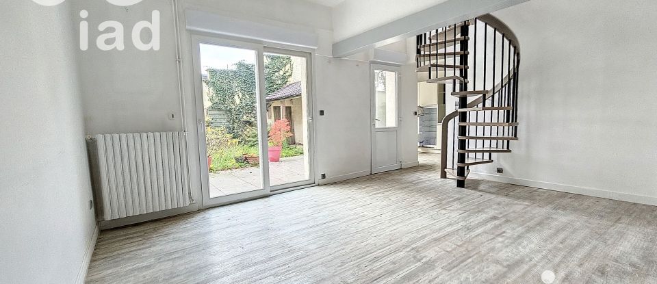 Maison de ville 5 pièces de 149 m² à Douai (59500)