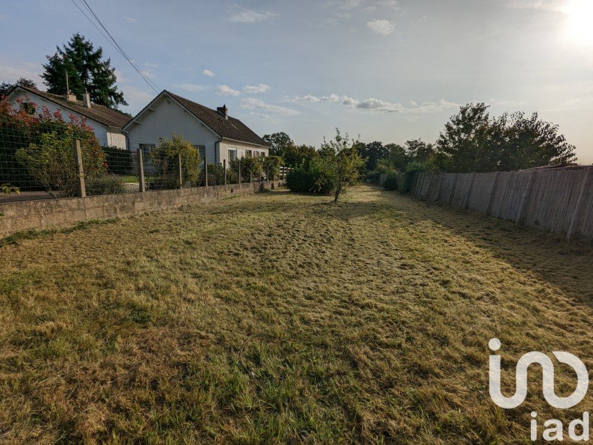 Land of 728 m² in Appoigny (89380)