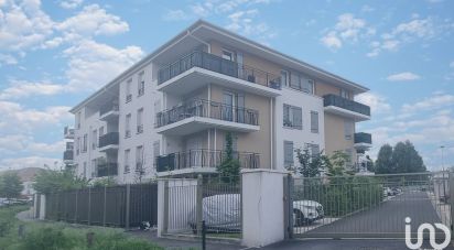 Apartment 3 rooms of 62 m² in Corbeil-Essonnes (91100)